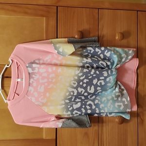 Three quarter sleeve sweater